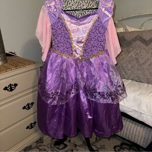 Disney princess Rapunzel girls Purple and Pink Costume Sz: m 7/8